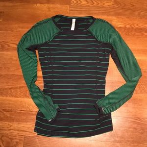 Lululemon size 4 shirt